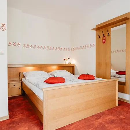 Hotel Landhotel Neuhof Zenting