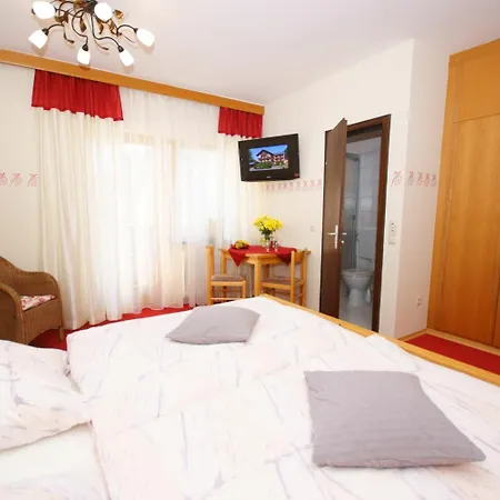 Neuhof 3*