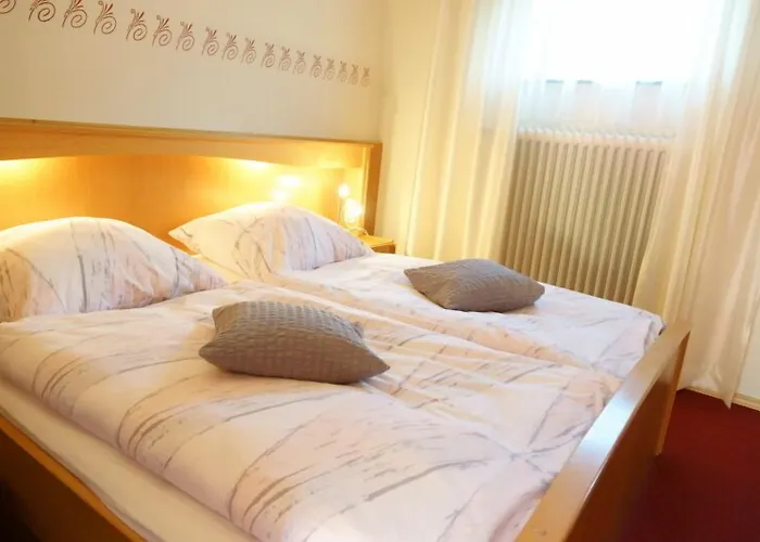 Hotel Neuhof 3*