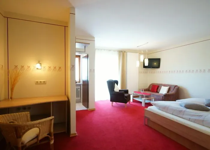 Hotel Neuhof 3*