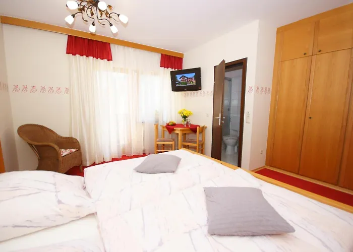 Neuhof 3*