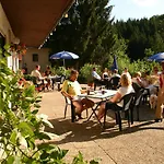 Otel Neuhof 3*