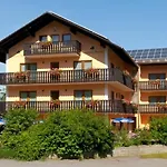 Neuhof 3* Zenting