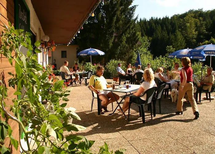 Hotel Neuhof 3*